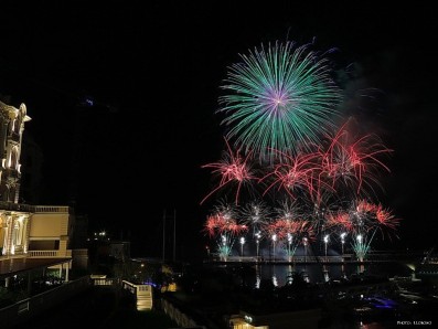 En 2018, le Concours International de Feux d’Artifice Pyromélodiques de Monaco devient Monaco Art en Ciel !