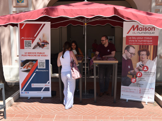 LA MAISON DU NUMÉRIQUE AU MARCHÉ DE LA CONDAMINE