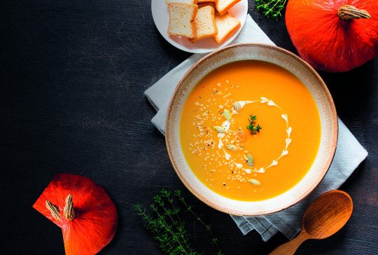 Velouté de potimarron aux châtaignes et huile de noix