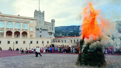 Quand Monaco célèbre le feu et la lumière
